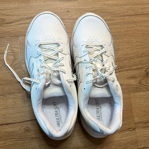 New balance 411 white sneakers 11 women’s